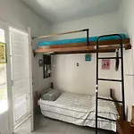 Casa Charmosa E Com Area Externa